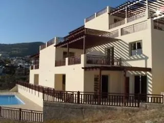 Marina Hilltop *